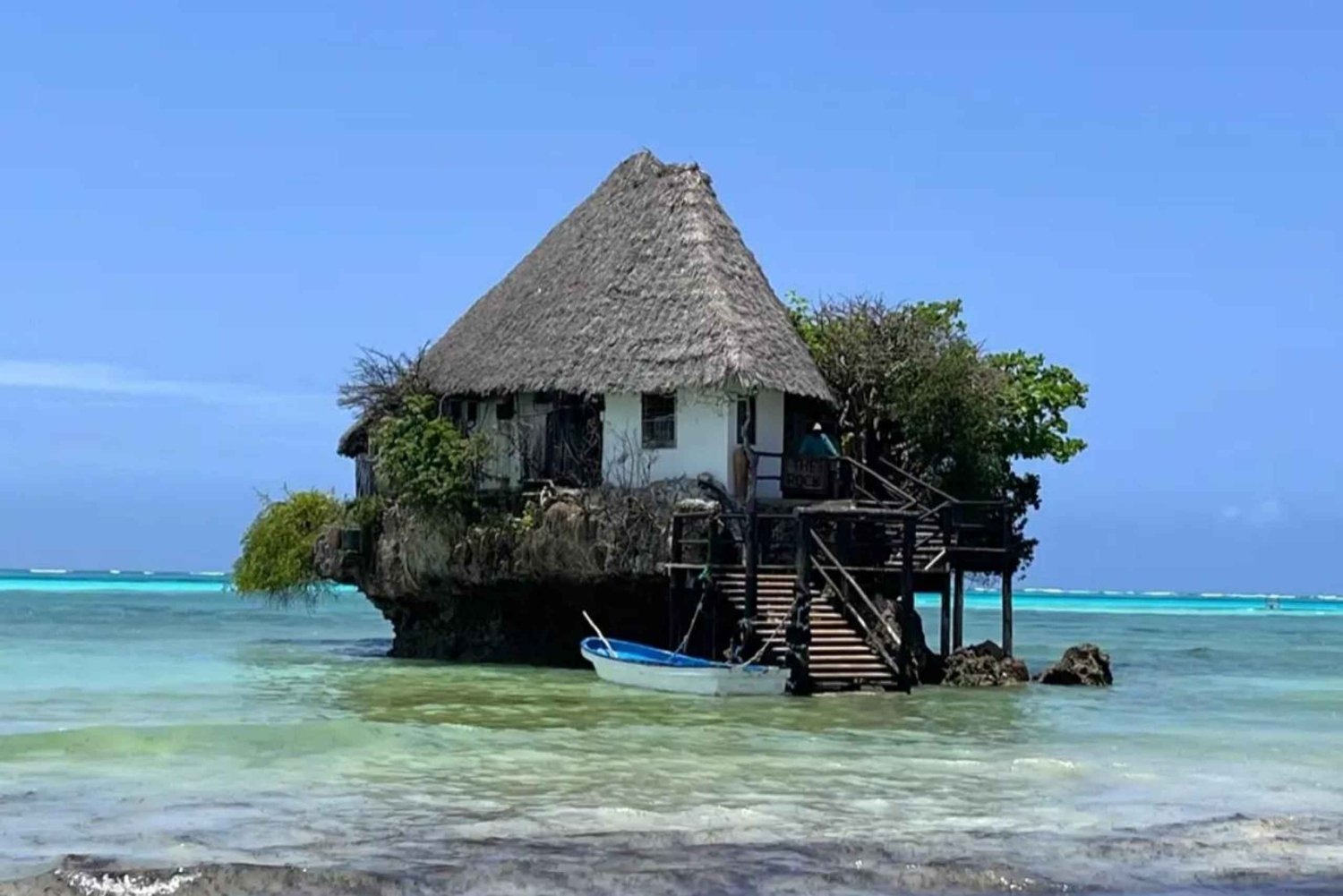 Zanzibar: Jozanin metsä, Sininen laguuni, The Rock ja Kuza-luola