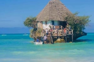 Zanzibar: Jozani-skogen + Kuza-grottan + The Rock Restaurant