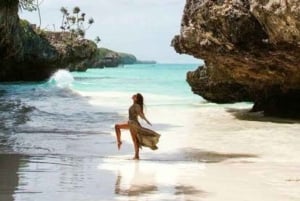 Zanzíbar: excursiones al bosque de Jozani, la cueva de Salaam y la playa de Mtende.