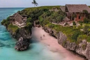 ザンジバル：ジョザニの森、サラーム洞窟、ムテンデ・ニュー・ビーチをご訪問ください