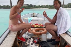 ZANZIBAR: Floresta de Jozani, Caverna Salaam, The Rock e Blue Lagoon