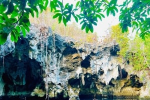 Sansibar: Jozanin metsä, Salaamin ja Maalumin luolat ja auringonlasku.