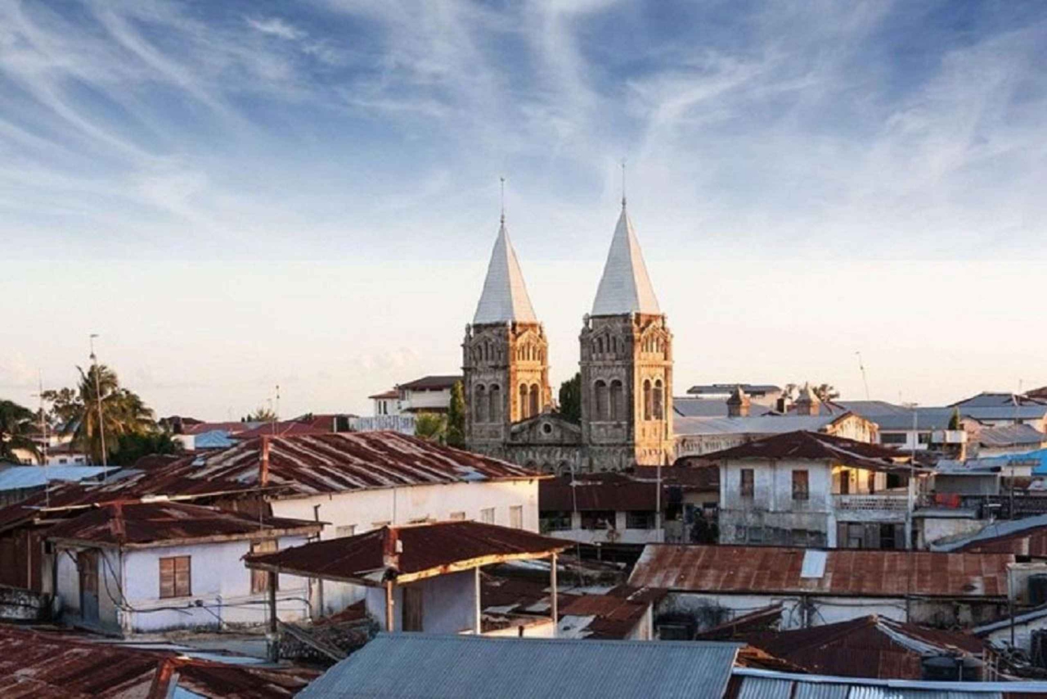Zanzibar: Jozani-metsä, Stone Town ja mausteviljelmät
