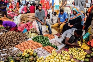 Zanzíbar: tour por los mercados locales en tuk-tuk