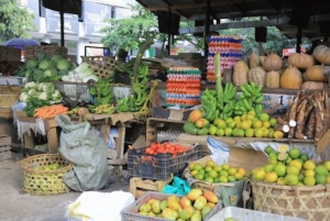Zanzibar : visite des marchés locaux en tuk-tuk