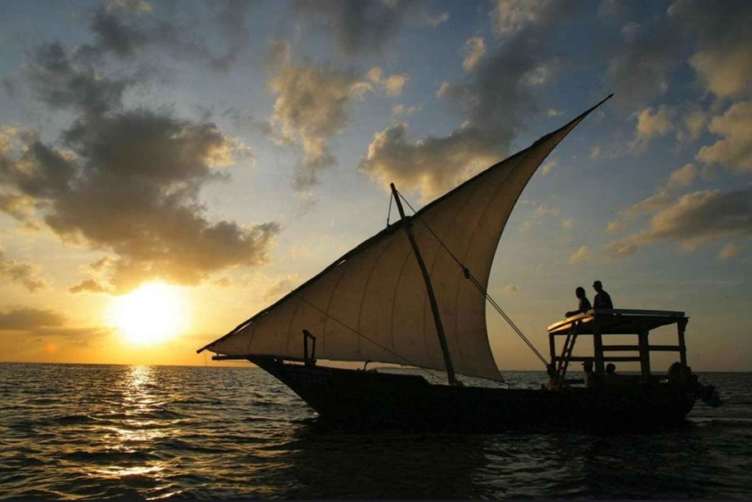 Croisière de luxe au coucher du soleil à Zanzibar