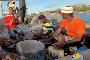 Zanzibar: wioska Masajów i rejs dau o zachodzie słońca