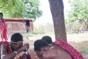 Zanzibar: Maasai dorp Tour met Dhow cruise bij zonsondergang