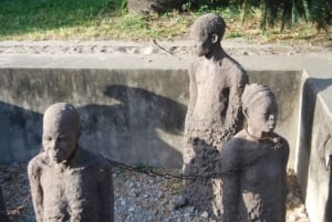 Zanzíbar: tour por la cueva de coral de Mangapwani y la cámara de esclavos