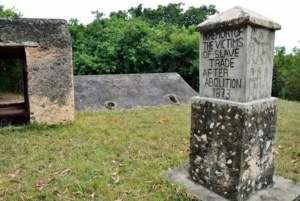 Zanzibar: Mangapwani-koralgrotten og slavekammeret