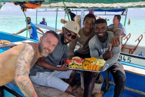 Zanzibar: excursão de mergulho com snorkel na Reserva Marinha do Atol de Mnemba