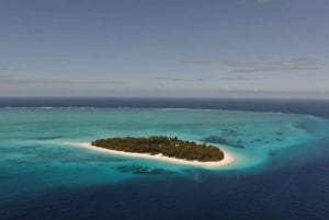 Zanzibar: privéboottocht Mnemba-eiland en Kuza-grot