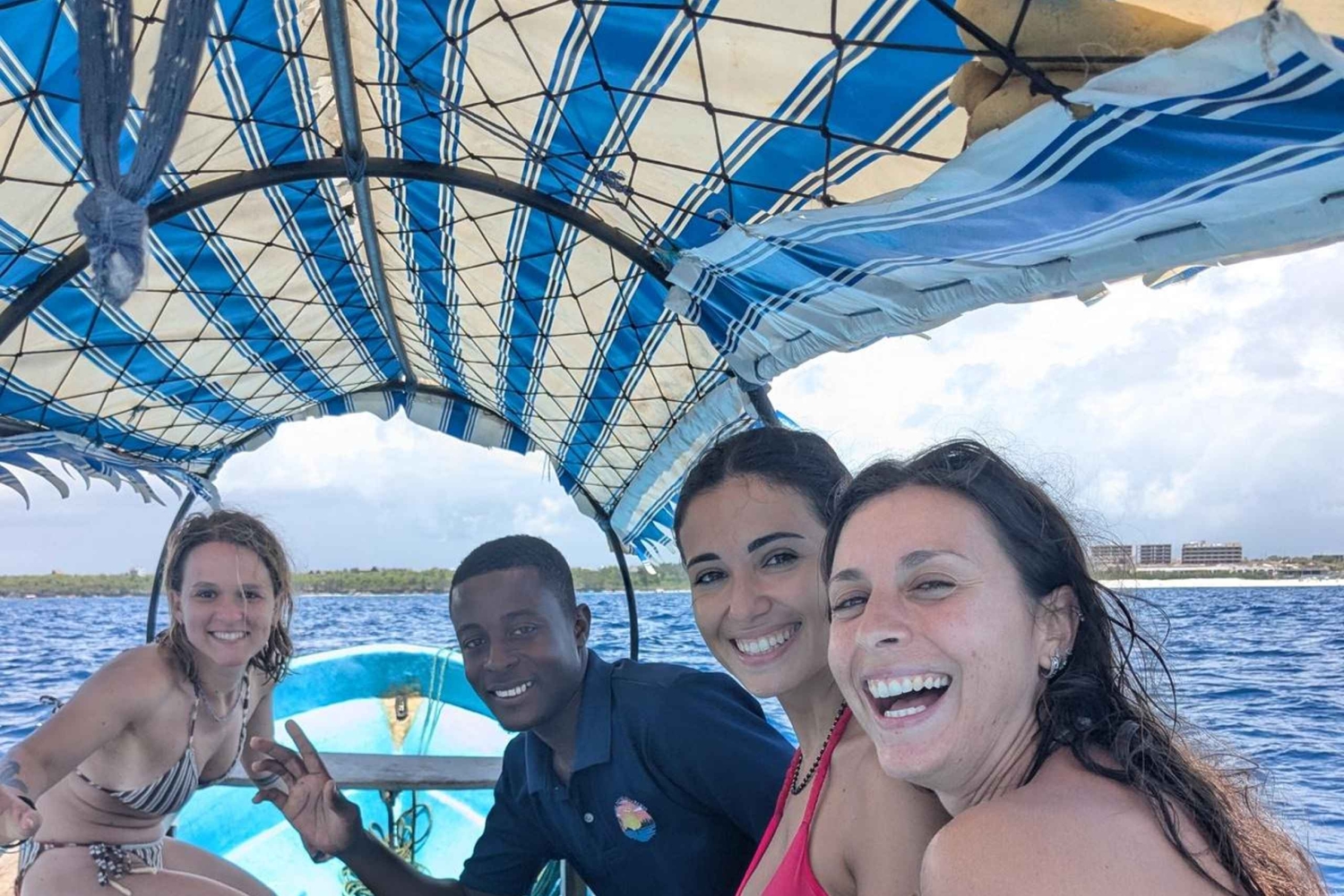 Zanzibar: Mnemba Island, krydderifarm og Stone Town med frokost