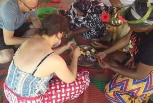 ZANZIBAR: Rundtur i Muyuni Village och koppla av på Mtende Beach