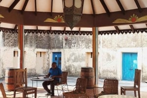 Sansibar: Nakupenda Sandbank & Prison Island -retki lounaalla