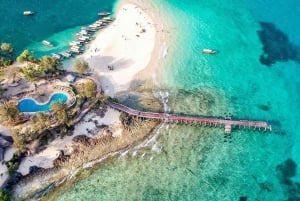 Sansibar: Nakupenda Sandbank & Prison Island -retki lounaalla