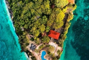 ザンジバル：ナクペンダ砂州と監獄島の旅（昼食付