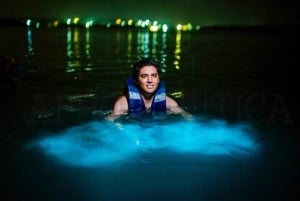 Zanzibar: nocna kąpiel ze świecącym planktonem