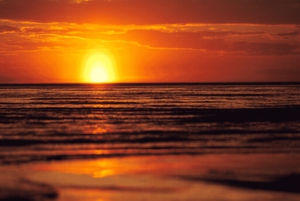 Zanzibar : Aquarium de Nungwi avec coucher de soleil sur l'île du Nord