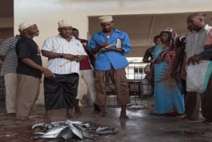Zanzibar: Floresta Jozani e Caverna Salaam - Passeio para ver tartarugas marinhas