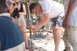 Zanzibar: Tazari-kylän kävelykierros ja lähtöaika dhow-risteilyyn