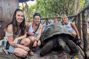 Zanzibar: Prison Island and Stone Town Tour Experience