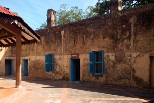 Zanzíbar: visita guiada a la isla de la prisión con un guía local