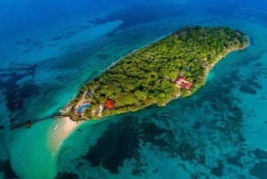 Zanzibar: Prison Island Half-Day Tour with Snorkeling