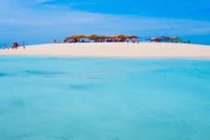 Zanzibar: Tur til Prison Island og Nakupenda Sandbank med lunsj