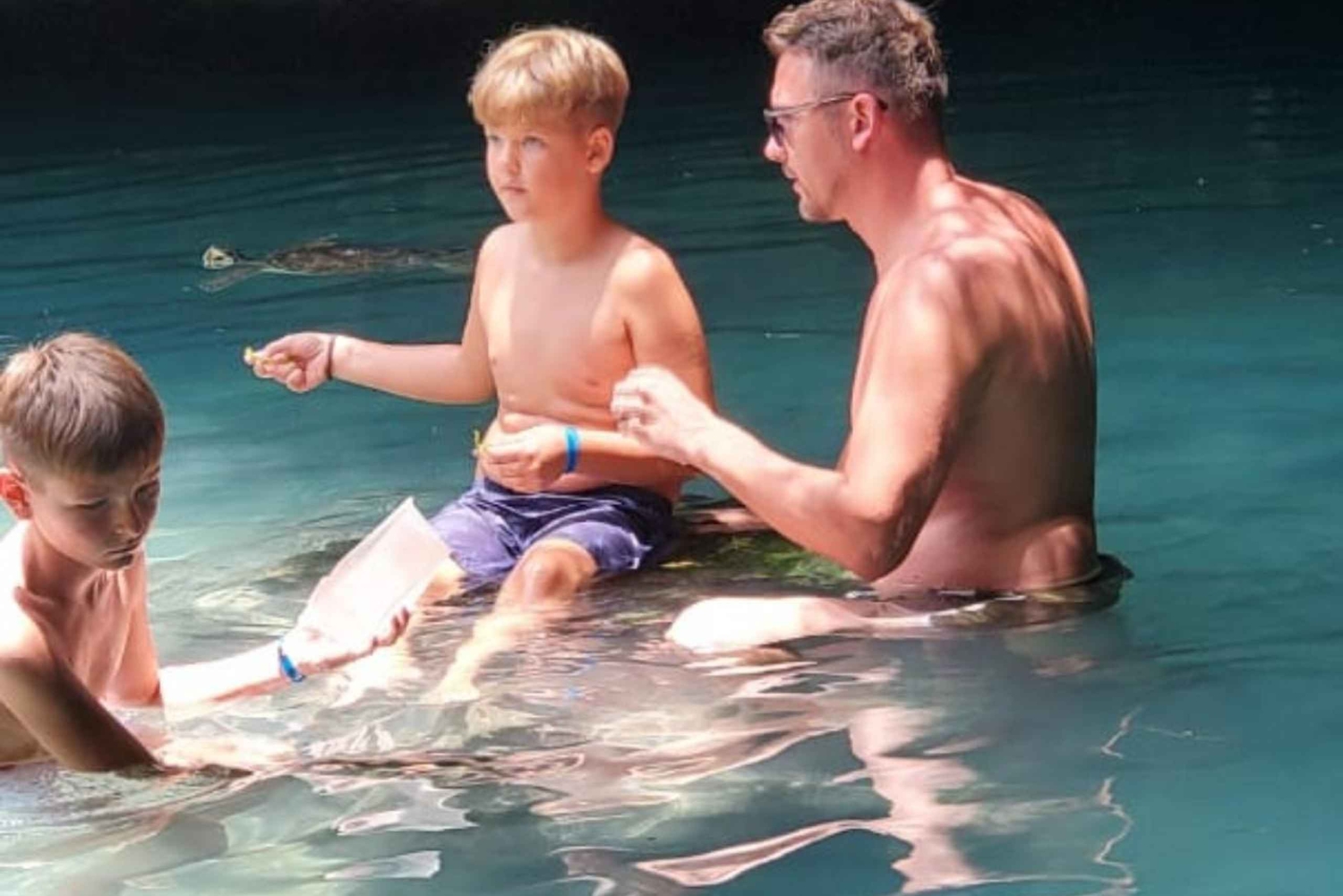 ZANZIBAR: Vankilasaari, Salaam-luola ja The Rock -ravintola