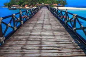 ZANZIBAR: Vankilasaari, Salaam-luola ja The Rock -ravintola