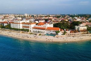 Zanzibar: privétour naar Prison Island en Stone Town + ophaalservice