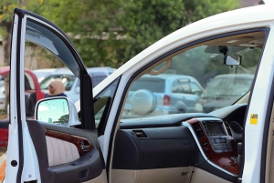 ザンジバル：ストーンタウンへの専用空港送迎