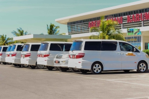 ザンジバル：ストーンタウンへの専用空港送迎