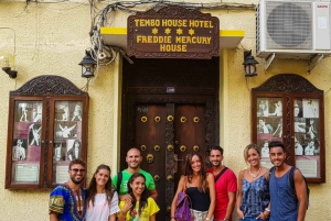 Zanzibar: visita privata a una fattoria di spezie e tour guidato di Stone Town