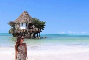 Zanzibar: Private Stone Town, Spice Farm & Rock Restaurant