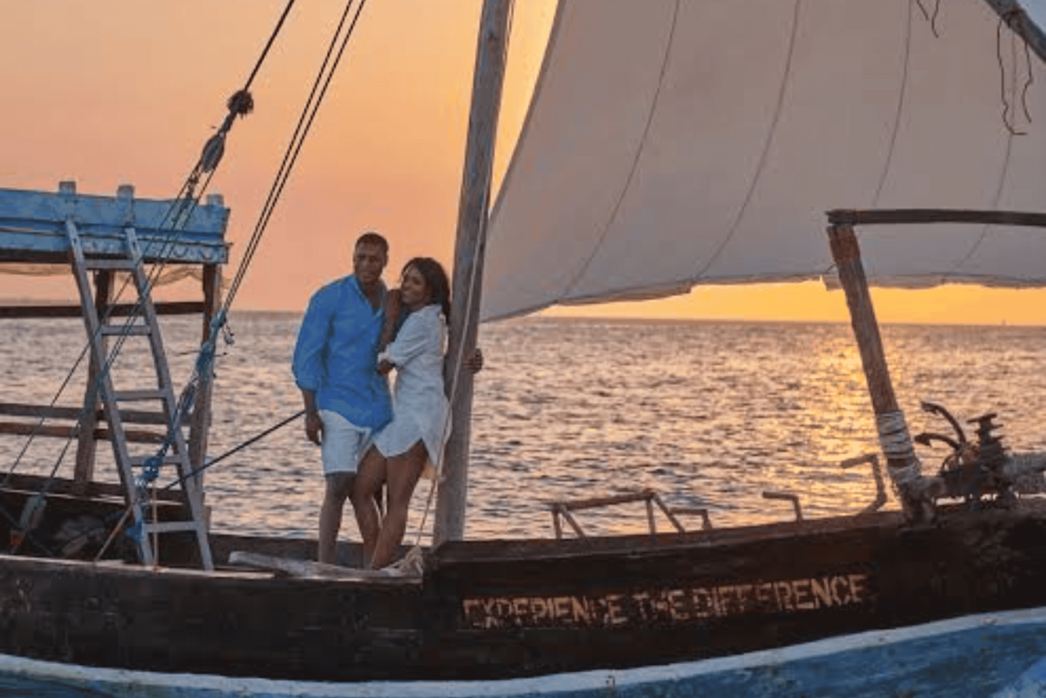 Zanzibar: prywatny rejs o zachodzie słońca z tradycyjną muzyką