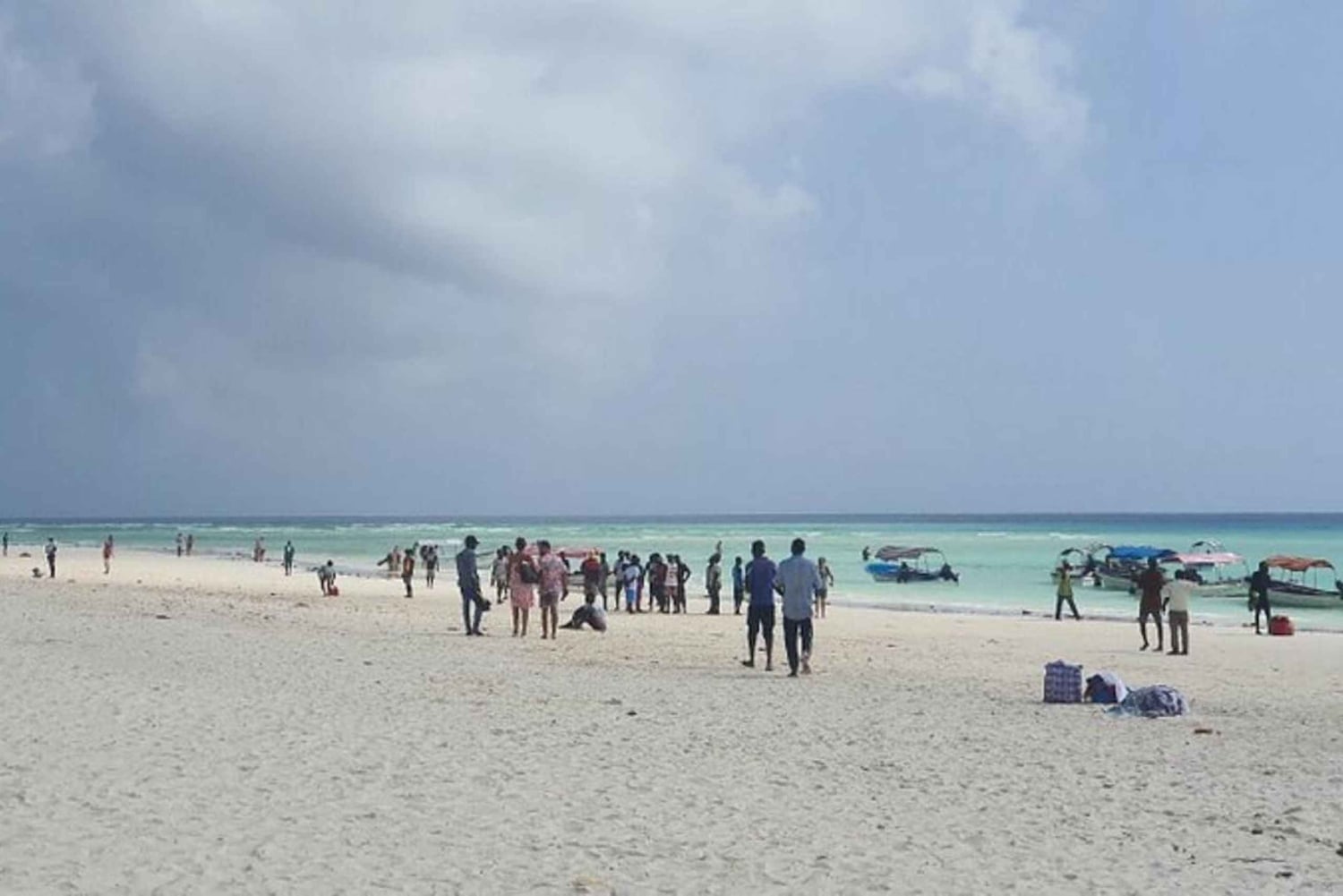 Zanzibar: Pungume Island tour and snorkeling with BBQ Lunch