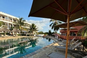 Zanzibar: 1 Day Pass all inclusive island Resort experience