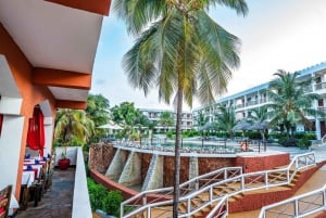 Zanzibar: 1 Day Pass all inclusive island Resort experience