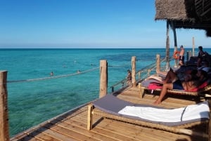 Zanzibar: 1 Day Pass all inclusive island Resort experience