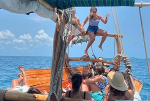 Занзибар: однодневная экскурсия Safari Blue с сноркелингом и обедом