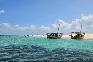 Занзибар: однодневная экскурсия Safari Blue с сноркелингом и обедом