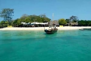 Zanzibar : Safari Blue Sea Excursion d'une journée avec plongée en apnée et déjeuner