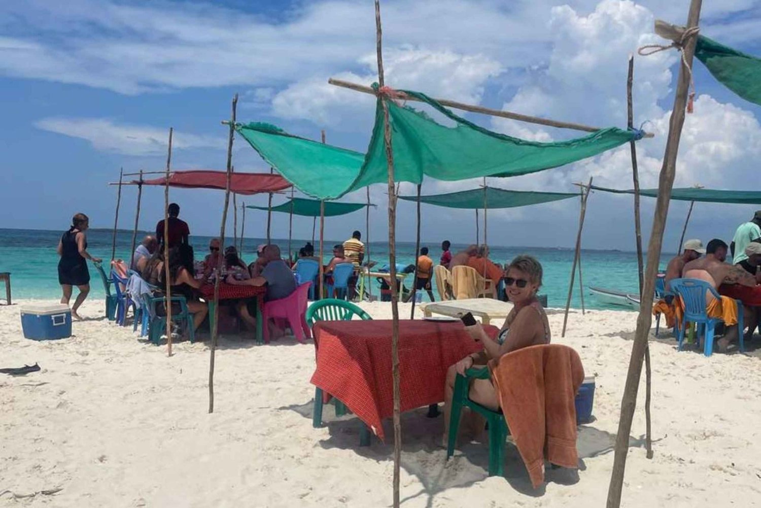 SANSIBAR: Safari Blue Schnorchelabenteuer mit BBQ