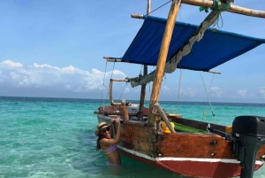 Zanzibar: Safari Blue Tour com mergulho com snorkel e almoço de frutos do mar