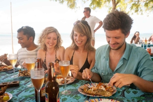 Zanzíbar: crucero Safari Blue en dhow de madera con barbacoa de marisco.