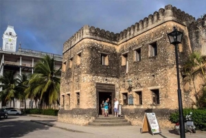 Zanzibar: Salaam Cave Sea Turtles & Stone town Tour