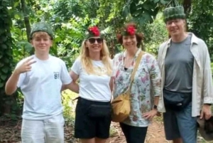 ザンジバル：カメと泳ぐサラーム洞窟＆スパイス農園ツアーをお楽しみください