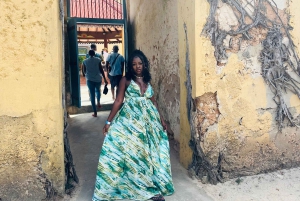 Zanzíbar: Excursión a la Granja de Especias, la Isla de la Prisión y la Ciudad de Piedra